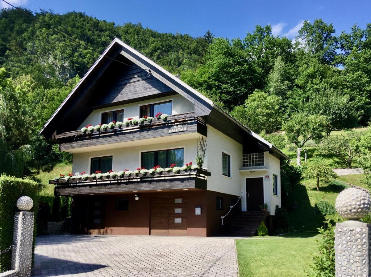 Apartment Milena Nomenj Exterior photo